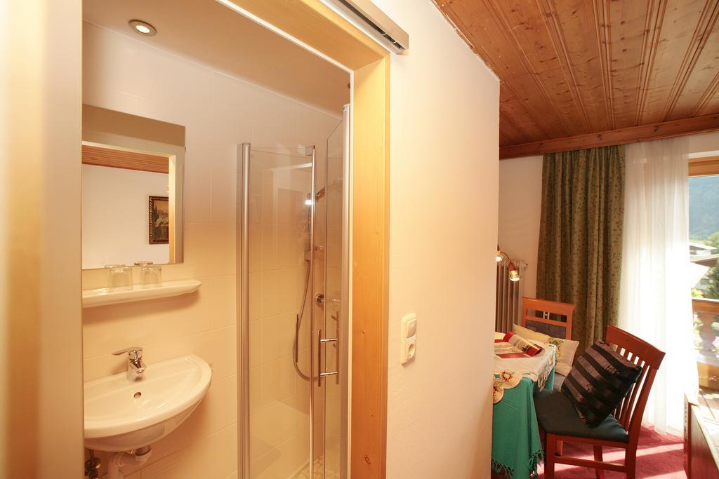 Pension Lacknerhof พีเซนดอร์ฟ ภายนอก รูปภาพ